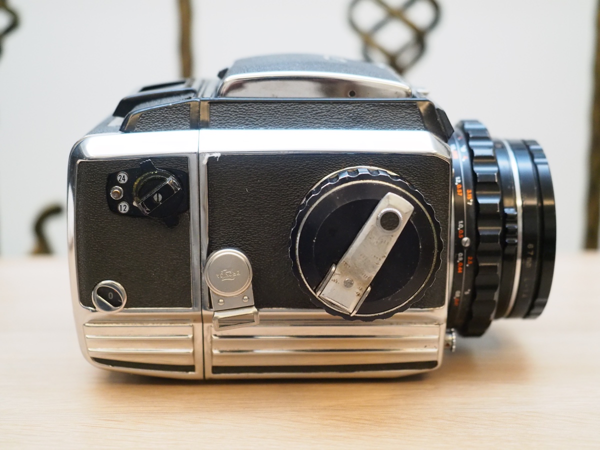 Zenza Bronica S2 右側進片上弦曲柄