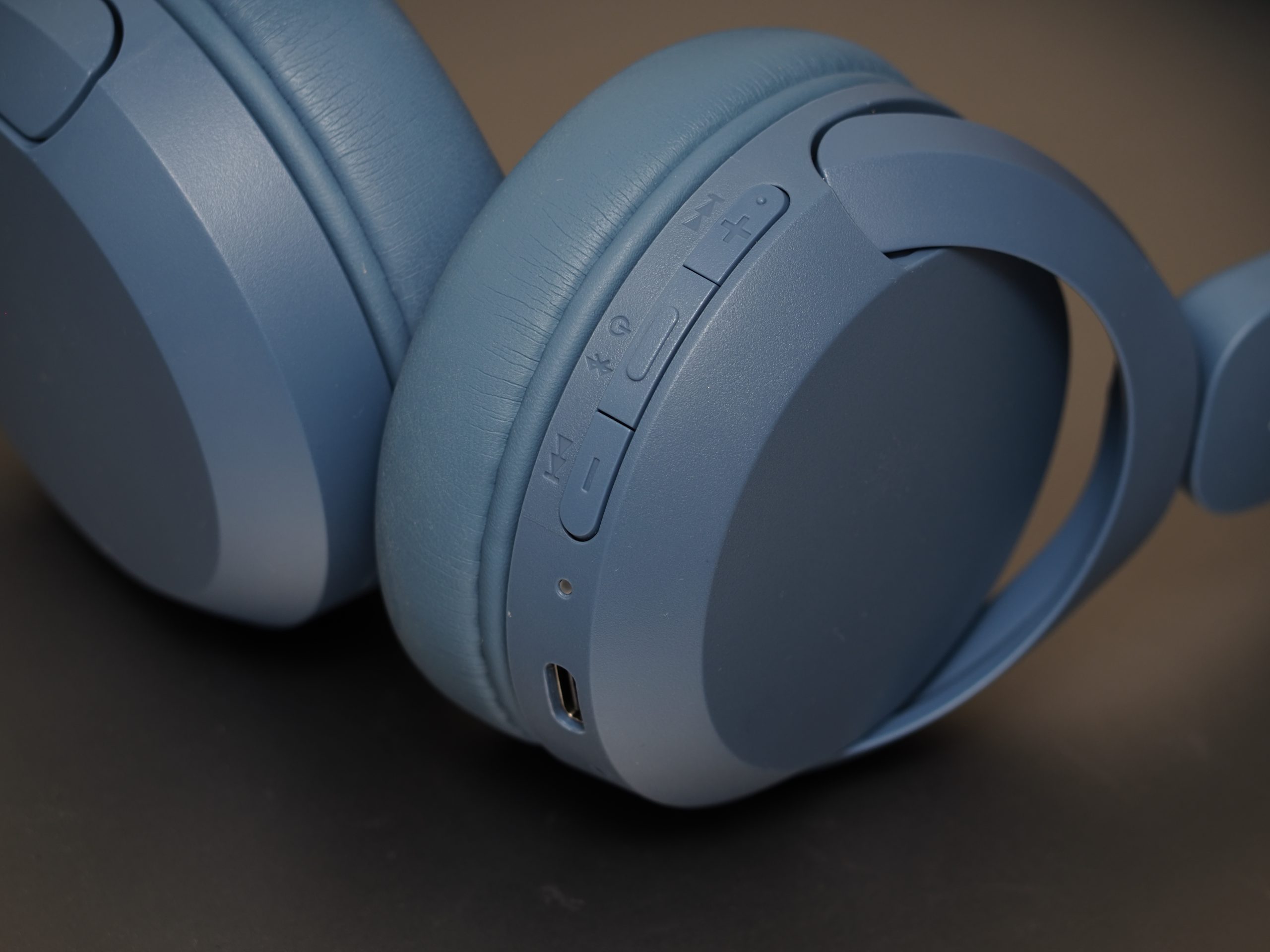 SONY WH-CH520 藍牙無線耳機操作介面